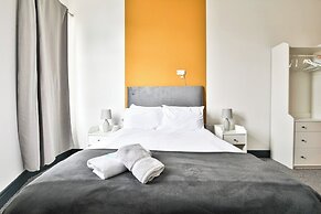 Kings Building- 2 Bed & Bathroom Flats