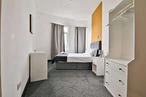 Kings Building- 2 Bed & Bathroom Flats