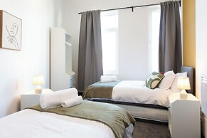 Kings Building- 2 Bed & Bathroom Flats