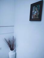 PROVENZA HOTEL & SUITES