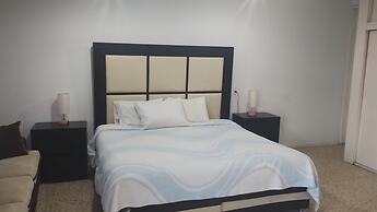 PROVENZA HOTEL & SUITES