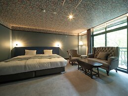 LONGINGHOUSE Kyukaruizawa Suwanomori