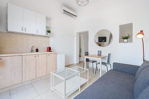 YARKON - By Beach Apartments TLV