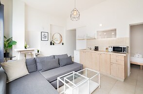 YARKON - By Beach Apartments TLV