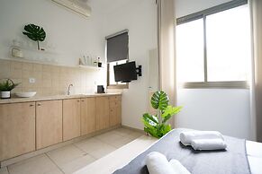 YARKON - By Beach Apartments TLV