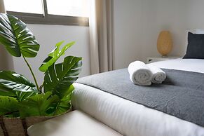 YARKON - By Beach Apartments TLV