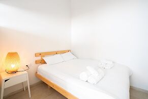 YARKON - By Beach Apartments TLV