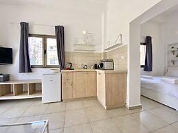 YARKON - By Beach Apartments TLV