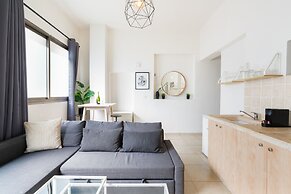 YARKON - By Beach Apartments TLV