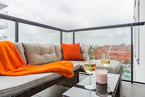 Lumina stylish 3-room apart with balcony