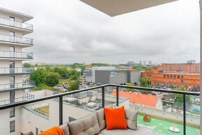 Lumina stylish 3-room apart with balcony