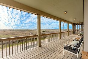 #justawavin' 3 Bedroom Home by RedAwning