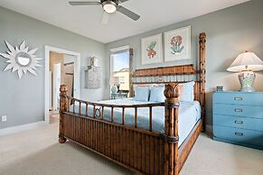 #justawavin' 3 Bedroom Home by RedAwning