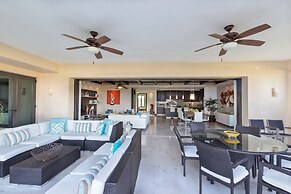 Serene 4 Bedroom Condo