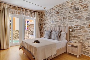 THE NESTORIAN HOUSE