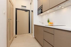 Al. Jerozolimskie 216 Warsaw by Renters