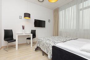 Al. Jerozolimskie 216 Warsaw by Renters