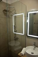 Wave Beachfront Apartments