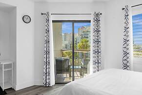 Cozy Condos Near Universal & Seaworld