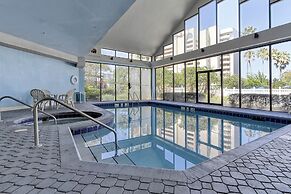 Cozy Condos Near Universal & Seaworld