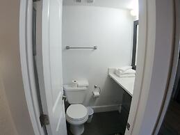 Cozy Condos Near Universal & Seaworld