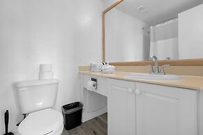 Cozy Condos Near Universal & Seaworld