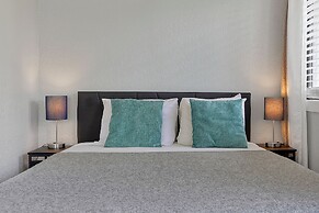 Cozy Condos Near Universal & Seaworld