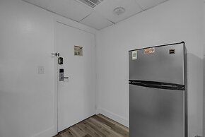 Cozy Condos Near Universal & Seaworld