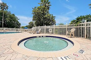 Cozy Condos Near Universal & Seaworld