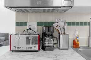 Cozy Condos Near Universal & Seaworld