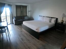 Cozy Condos Near Universal & Seaworld