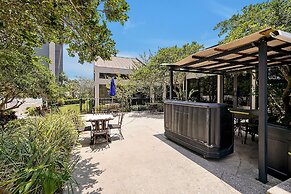 Cozy Condos Near Universal & Seaworld