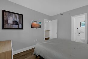 Cozy Condos Near Universal & Seaworld