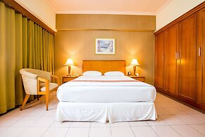 Asuka Hotel MM2100 Industrial Town