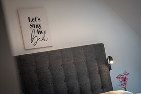 Engel 16 - Adults Only