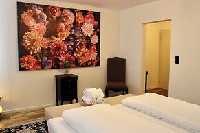 Engel 16 - Adults Only