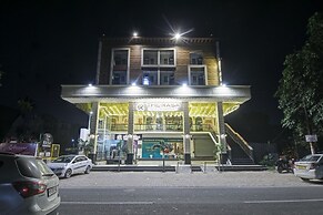 Hotel the Rasa vasundhara