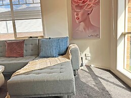 Exquisite 2BR Staycation Ringwood