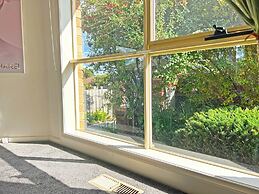 Exquisite 2BR Staycation Ringwood