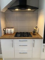 HU1 Triplex City Centre Gem sleeps 6 H7