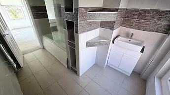 HU1 Triplex City Centre Gem sleeps 6 H7