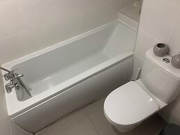 HU1 Triplex City Centre Gem sleeps 6 H7