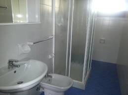 Apartment With Shared Pool for 5 Guests