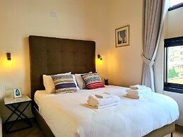 Kubler's House-  By Beach Apartments TLV