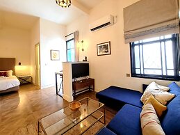 Kubler's House-  By Beach Apartments TLV