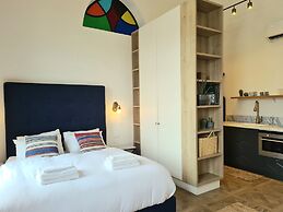 Kubler's House-  By Beach Apartments TLV