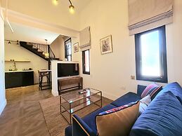 Kubler's House-  By Beach Apartments TLV