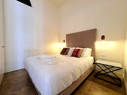 Kubler's House-  By Beach Apartments TLV