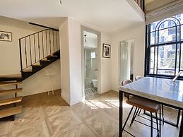 Kubler's House-  By Beach Apartments TLV