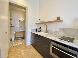 Kubler's House-  By Beach Apartments TLV